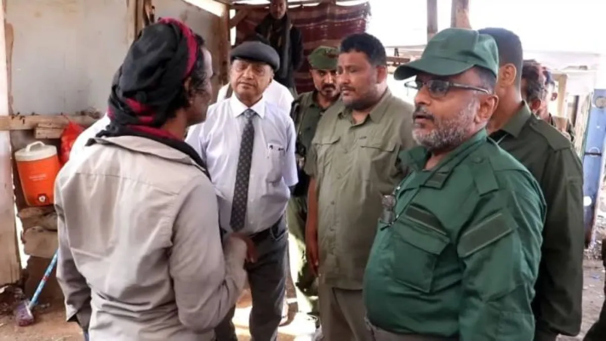 نيابة وشرطة الحديدة تتفقدان سجن أمن الخوخة وتؤكدان سلامة الإجراءات