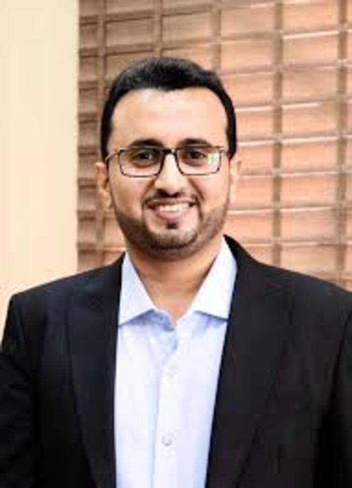 في اليمن | رئيس الحكومة يكلف قيادي بارز بالانتقالي بمنصب رئيس هيئة الأراضي والعقارات.. من هو سالم العولقي؟