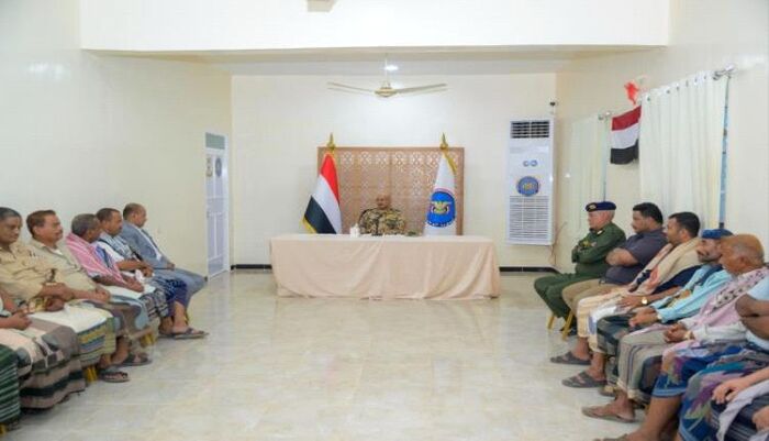 شاهد | مجددًا.. طارق صالح يتحرك لإنقاذ ابناء تعز ويبشر اهالي المحافظة بهذا الأمر | فيديو وتفاصيل