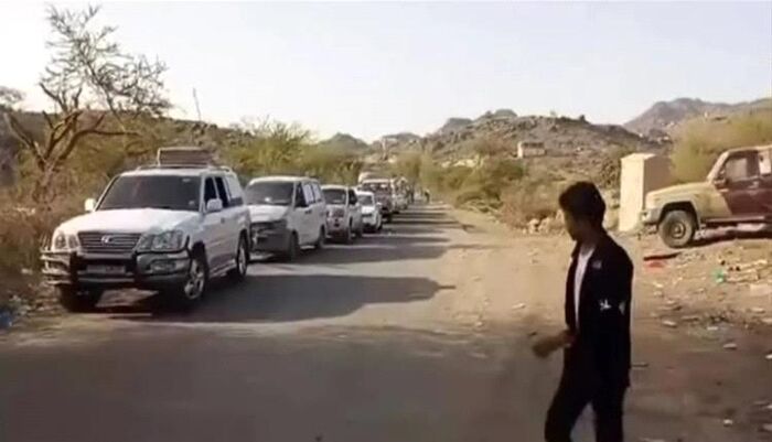 فوارق سعرية واستحداثات جمركية| طريق الموت المالي.. الحوثي يحوّل شريان عدن -صنعاء إلى فخ جبايات ونهب المساكين