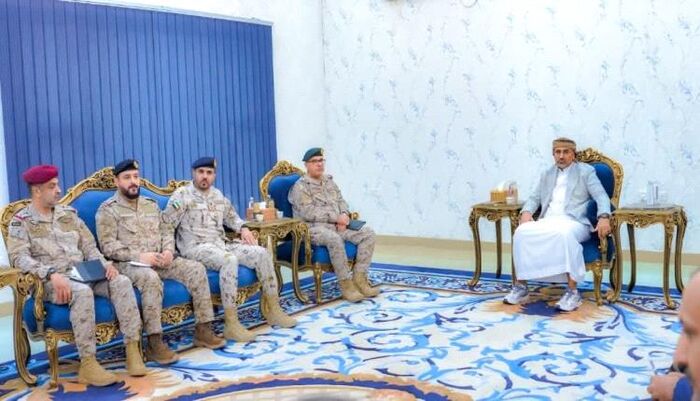 ملف خطوط التهريب .. صحفي استقصائي يكشف أسرار أحداث وادي حضرموت والمهرة وضوء السعودية للانتقالي