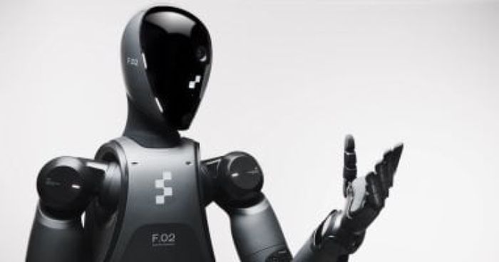 روبوت Figure AI يركض بجوار البشر.. هل يصبح رفيقك الجديد في الجيم؟