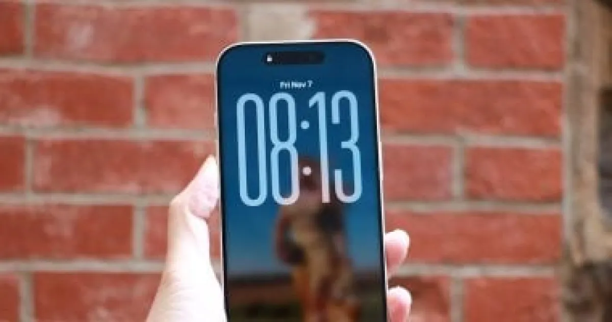 آيفون 18 برو ماكس: "الجزيرة التفاعلية" تتقلص 35% بفضل تقنية Face ID تحت الشاشة