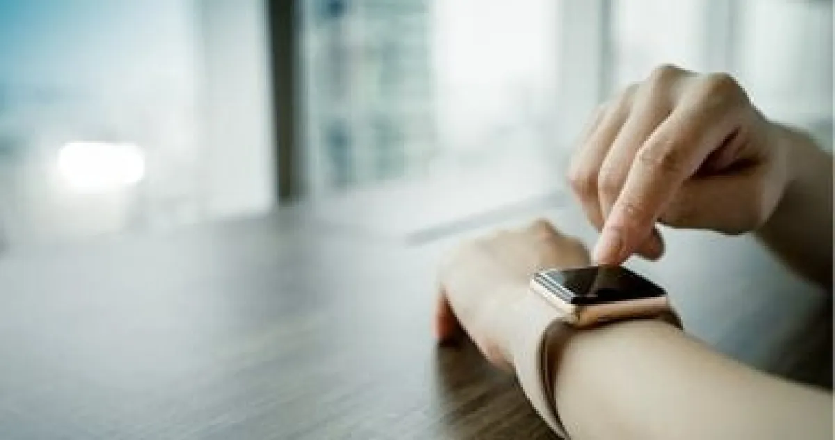 الساعات الذكية: رفيقك الجديد لتنظيم ومراقبة صحة قلبك بذكاء