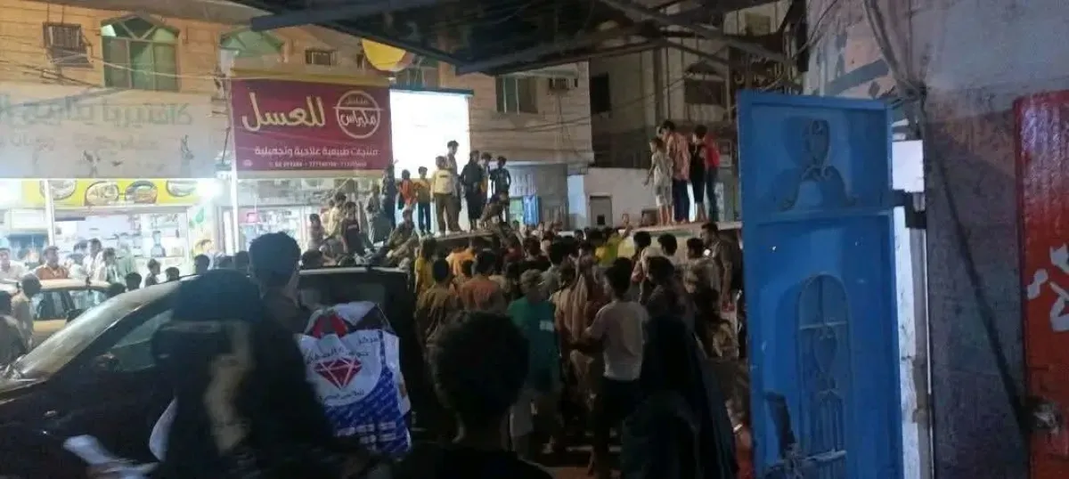 شاب ينتحر بإلقاء نفسه من طابق علوي لفندق في عدن