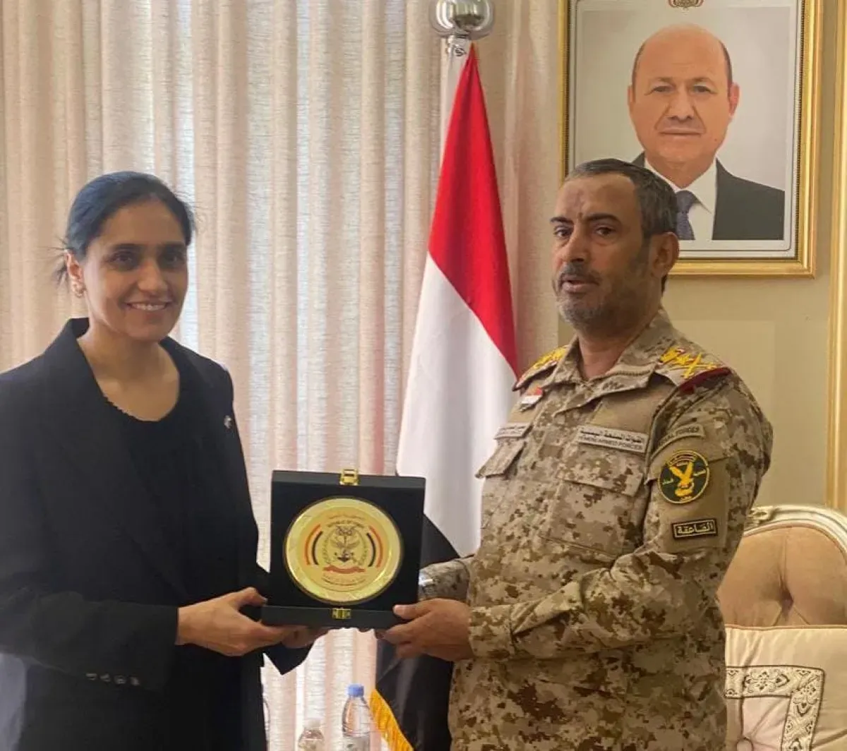 بريطانيا تشيد بتضحيات الجيش اليمني وتؤكد استمرار الشراكة