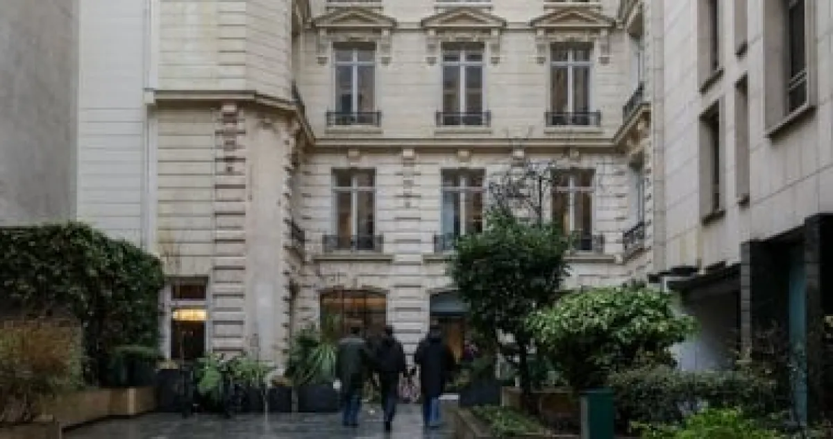 مداهمة مكاتب "إكس" في باريس: تحقيق فرنسي يطال استخراج البيانات ومحتوى غير قانوني