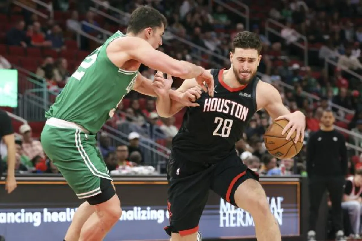 لاعب الروكتس ألبيرين شنغون يعتذر رسمياً عن إساءات لفظية لحكمات خلال مباراة