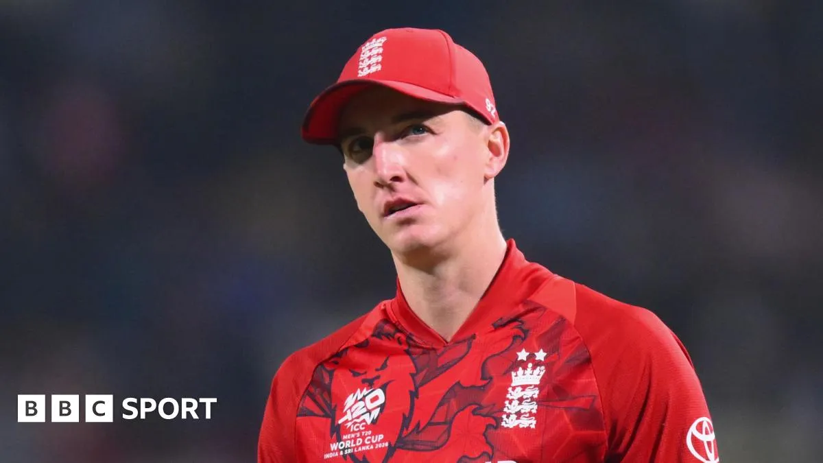 قائد إنجلترا ينتقد استبعاد لاعبي باكستان من بطولة "ذا هاندريد"