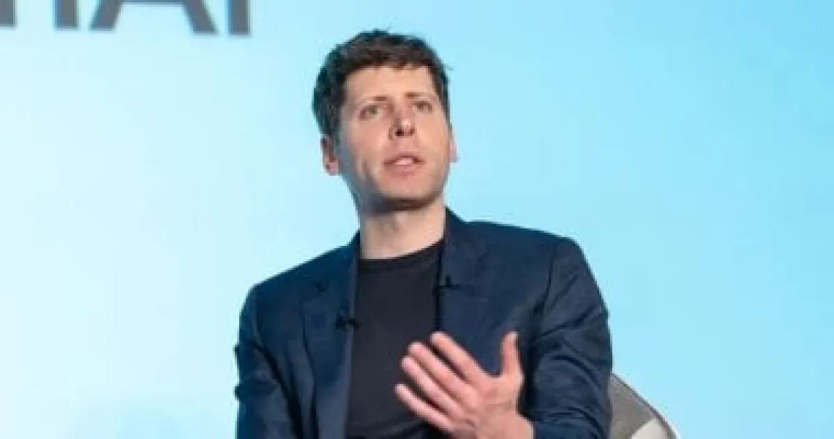 رئيس OpenAI: الشركات تستخدم الذكاء الاصطناعي "شماعة" لتبرير التسريح الجماعي للموظفين