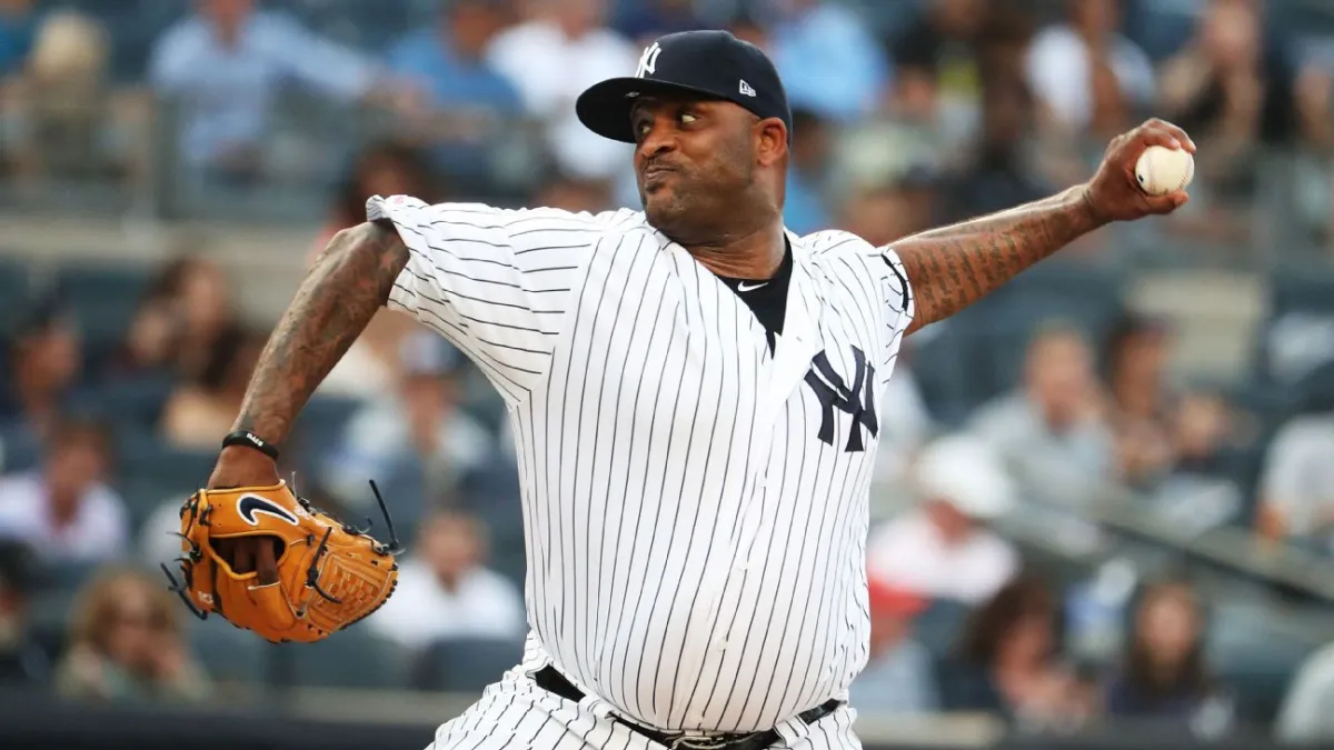 اليانكيز يكرمون الأسطورة CC Sabathia بسحب قميصه رقم 52