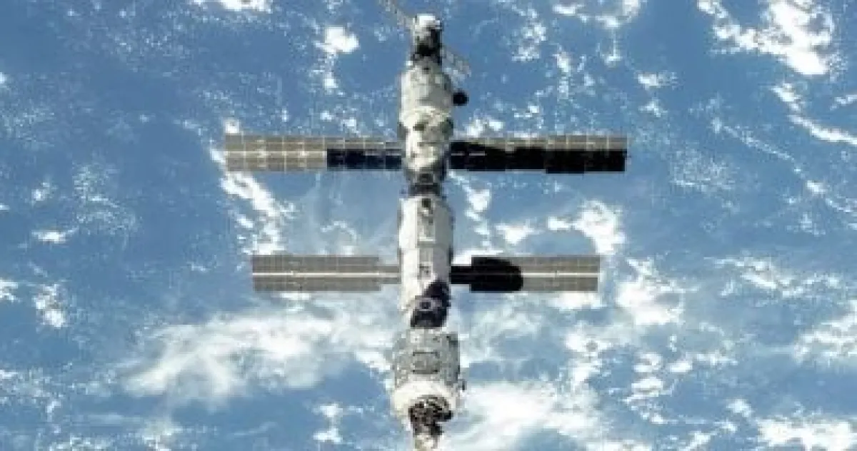 ناسا تكشف: إجلاء طبي غير مسبوق لرائد فضاء من محطة الفضاء الدولية