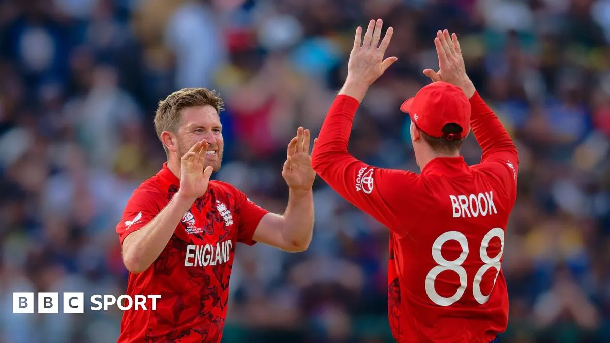 فوجان يتوقع فوز إنجلترا على الهند في نصف نهائي T20: "لدينا هجوم دوار أفضل"