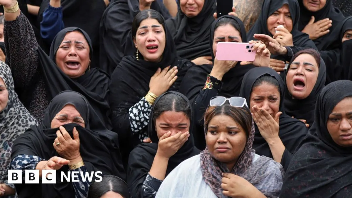 جنازات لضحايا استهداف مدرسة إيرانية تزامنًا مع نفي أمريكي وإسرائيلي