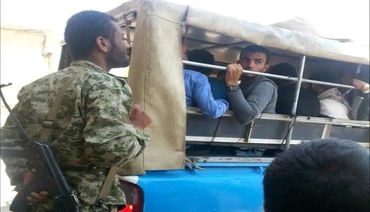 عسكرة الخلافات: "التغيير الجذري" بوجه قمعي| بديلاً عن القانون.. "المصلح العقائدي" أداة الحوثي الجديدة لنهب صنعاء وتفكيك القبيلة