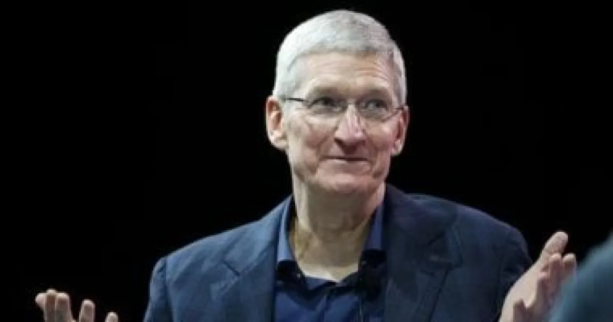تيم كوك يحسم الجدل: "أعشق عملي ولا أفكر في التقاعد"