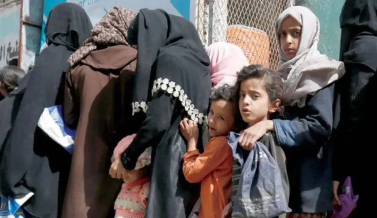 أزمة معيشية خانقة تخيم على اليمنيين في مناطق سيطرة الحوثيين قبيل العيد