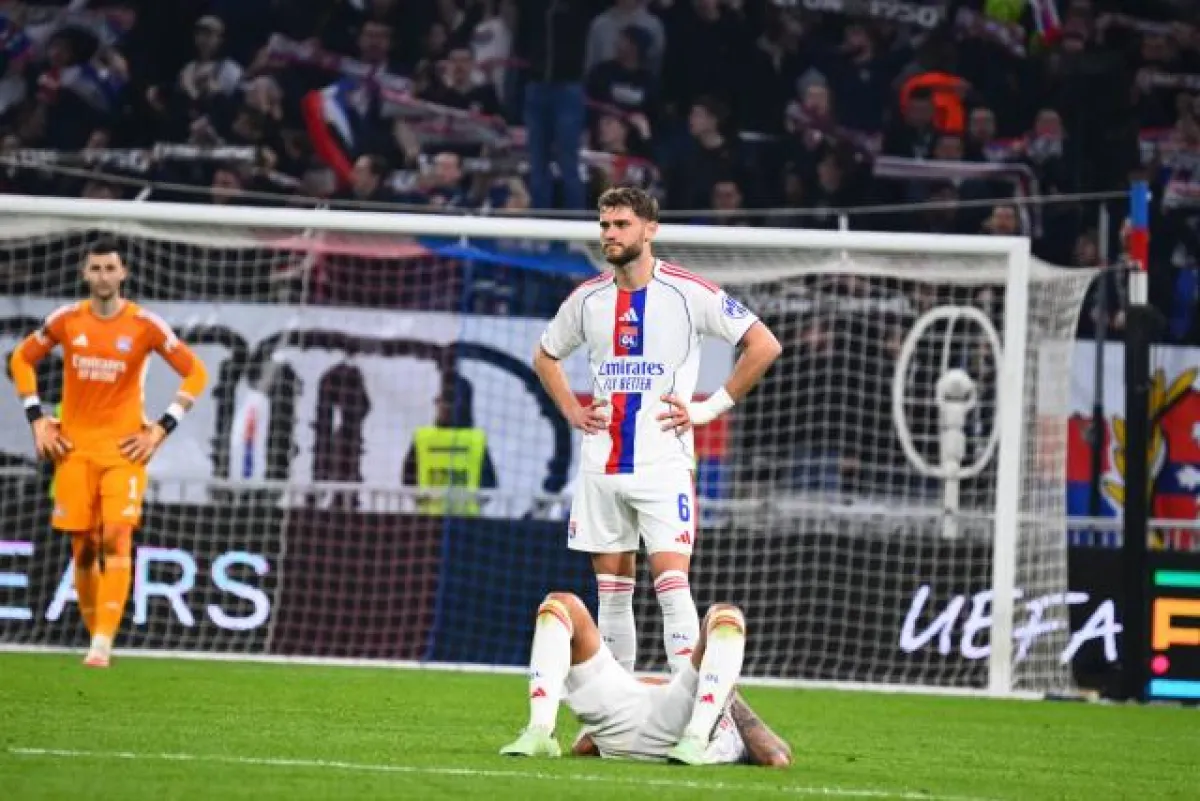 صدمة لليون: طرد مبكر وخسارة أمام سيلتا فيغو تقضي على الأحلام الأوروبية