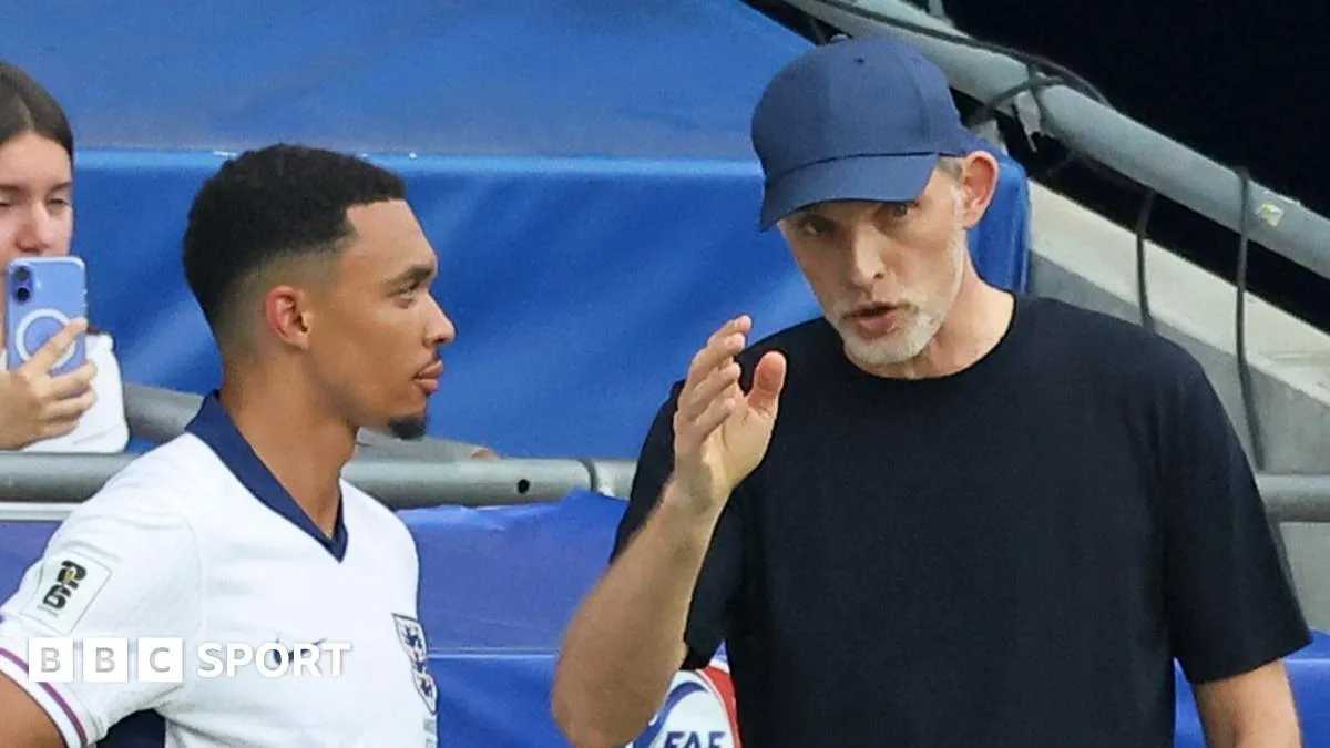 غياب ألكسندر-أرنولد عن تشكيلة إنجلترا يضع كأس العالم في خطر