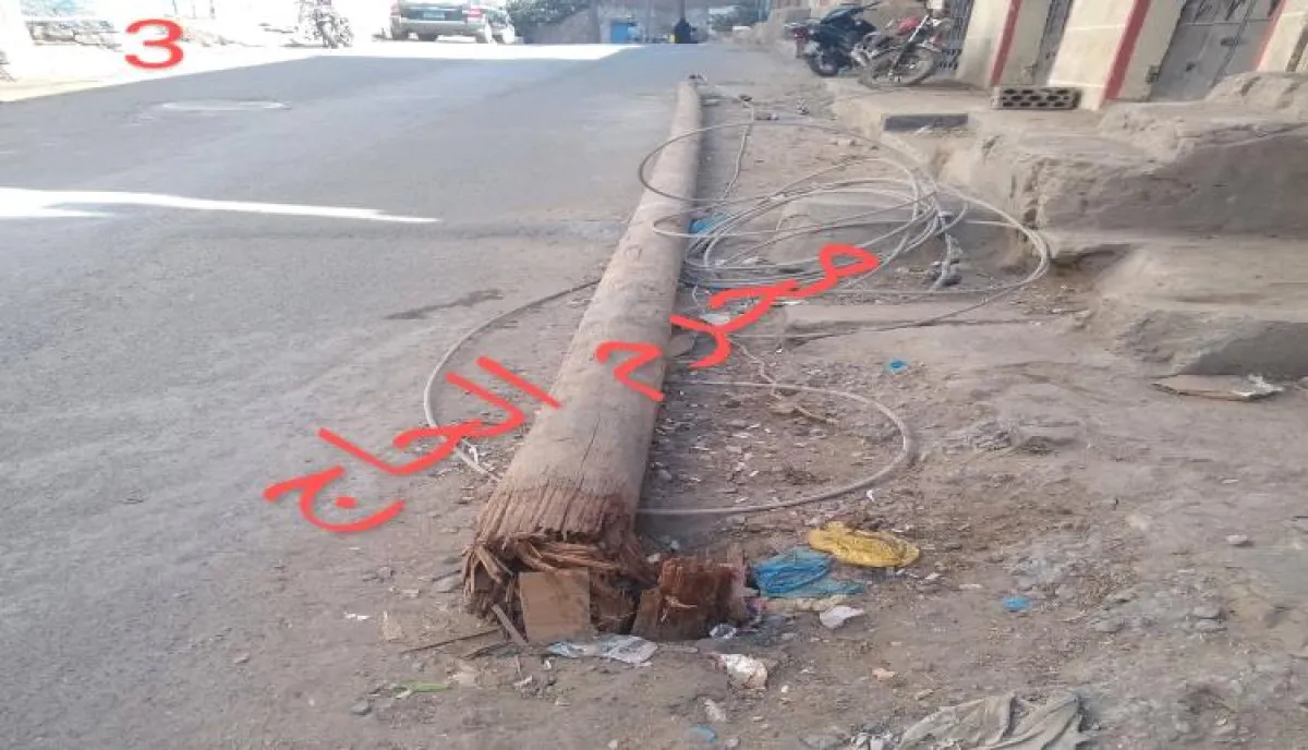 شاهد | فضيحة تقتل تعز بصمت.. كهرباء متهالكة تحول الشوارع والمدارس إلى مصائد موت | تفاصيلها