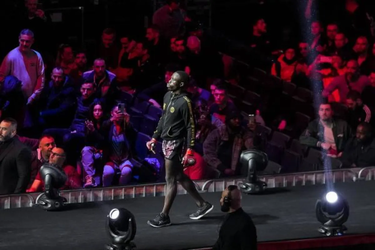 دياتا يعود بقوة: انتصار ساحق في MMA بعد غياب 3 سنوات