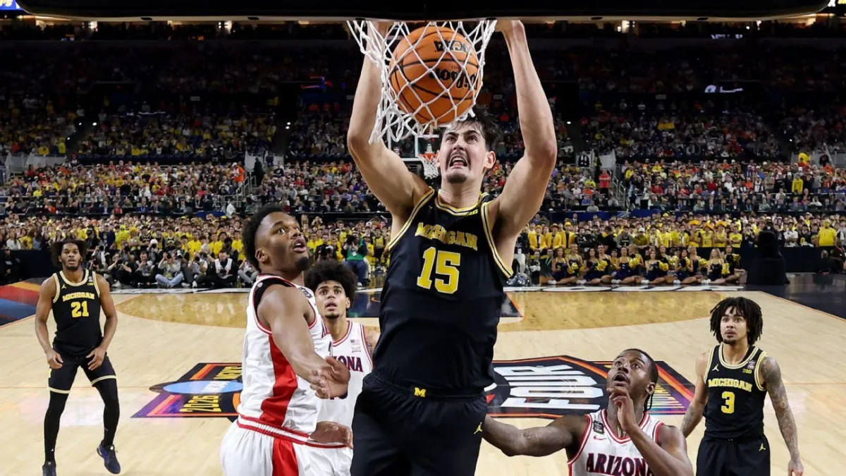 ميشيغان إلى نهائي السلة الجامعية بعد فوز ساحق على أريزونا