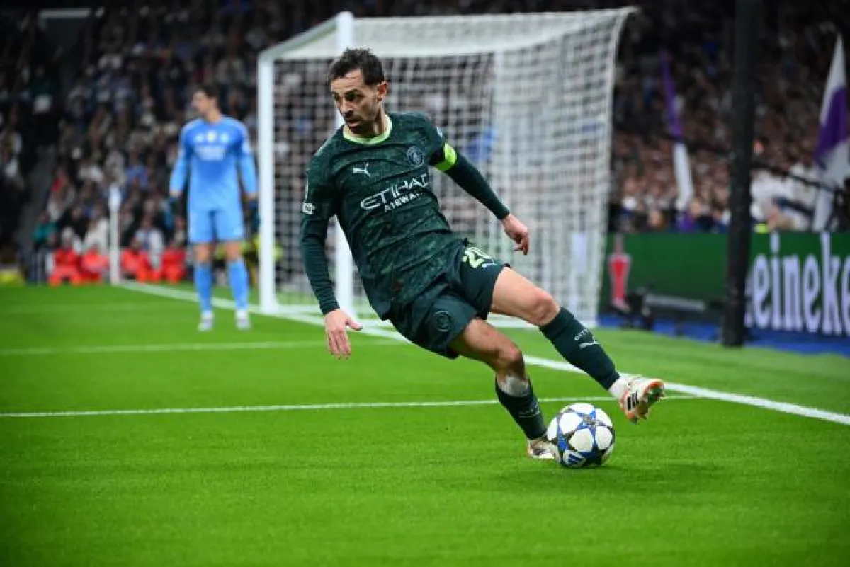 برناردو سيلفا يودع مانشستر سيتي بعد مسيرة أسطورية