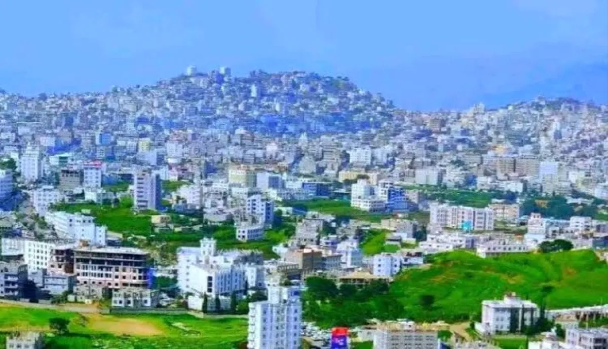 فساد مستشري في مكتب الاشغال .. الحوثي يرخص لأبراج الموت في إب مقابل رشاوى تنبئ كارثة هندسية وشيكة