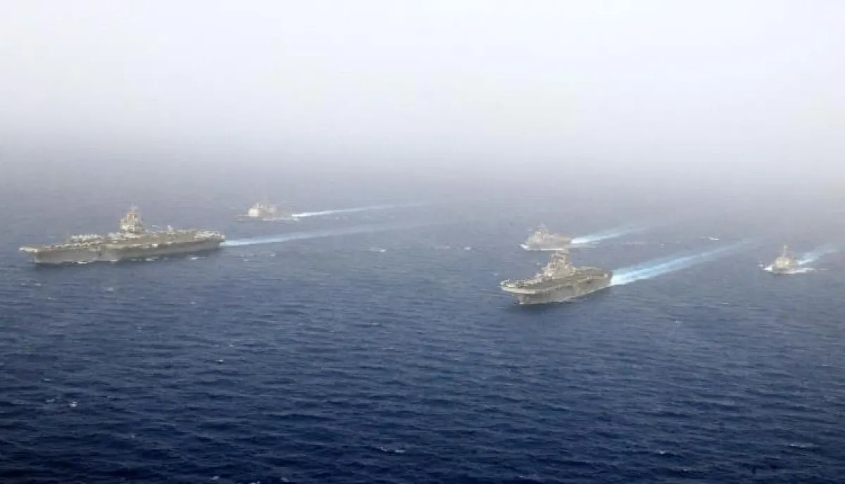 نذر "حرب المضايق".. إيران تشهر سلاح "باب المندب" بعد هومز وتل أبيب تستنفر أساطيلها لسحق ذراع طهران في اليمن