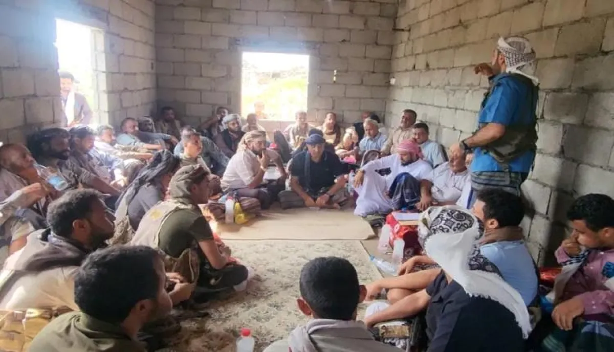 لجنة التحقيق في الاحداث تتحرك عاجلاً في الوازعية وتفضح مؤامرة الحوثيين والمشولي بالاسماء