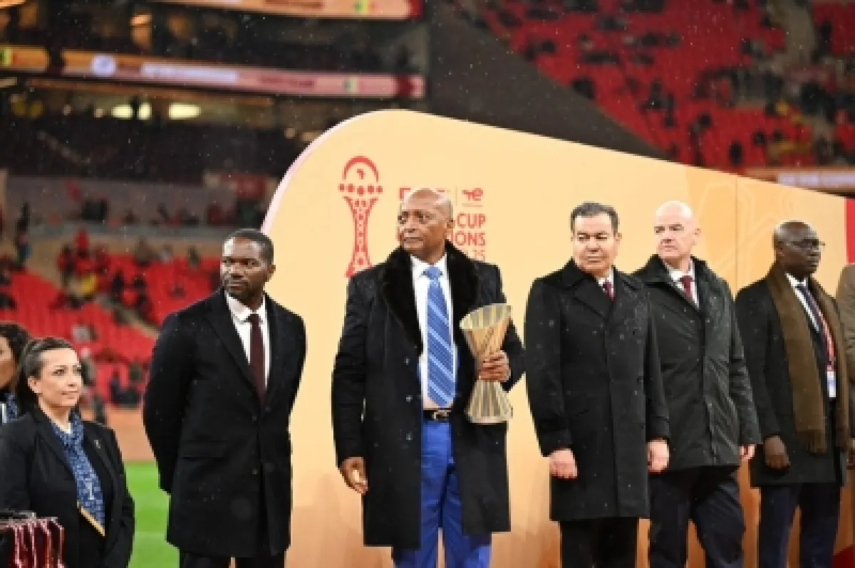 موتسيبي يدعو للوحدة ويفتح الباب لتحقيقات فساد بالكاف