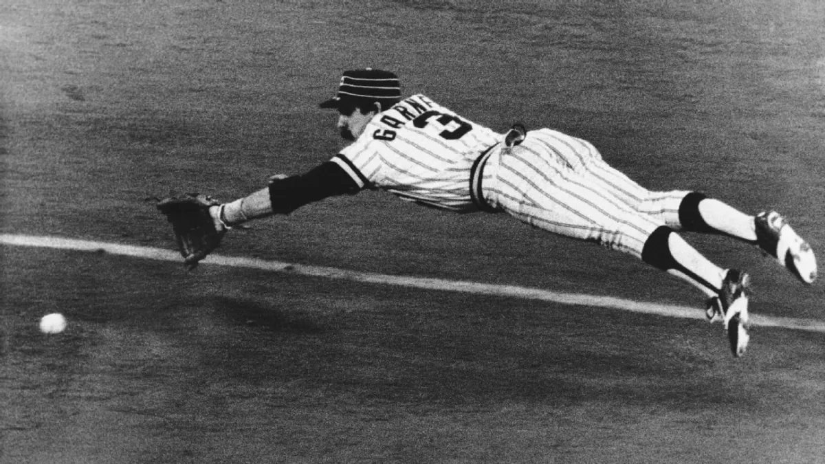 وفاة أسطورة البيسبول فيل غارنر عن 76 عامًا بعد مسيرة حافلة