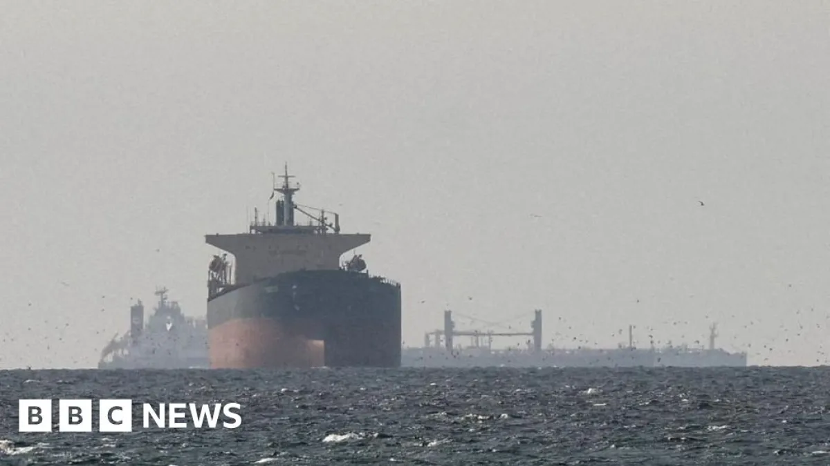 ترامب يلمح إلى استئناف محادثات إيران مع استمرار الحصار البحري الأمريكي