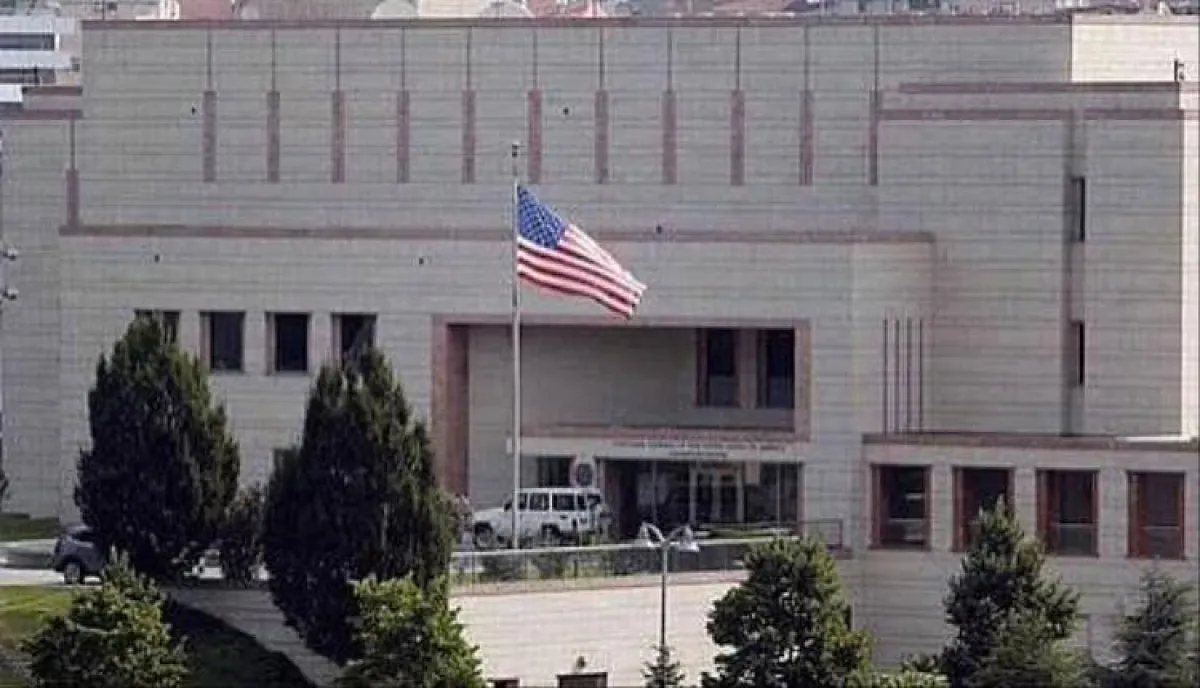 واشنطن تحذر من "مقامرة" حوثية بجر اليمن إلى المحرقة الإقليمية وتستنفر العالم لقطع أوردة التمويل