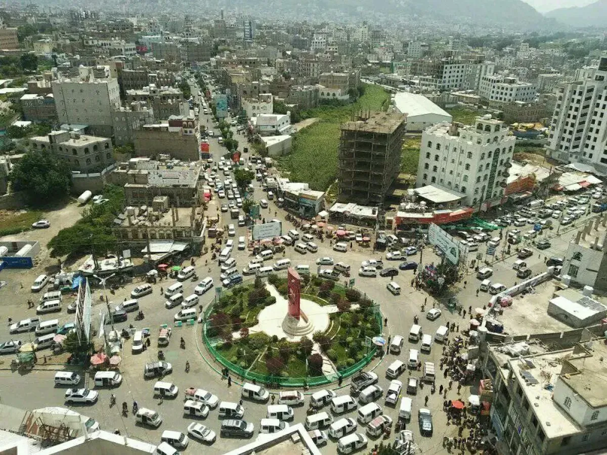 إب تستغيث: الحوثيون ينهبون الأوقاف والمقابر ويستبدلون أبناء المحافظة