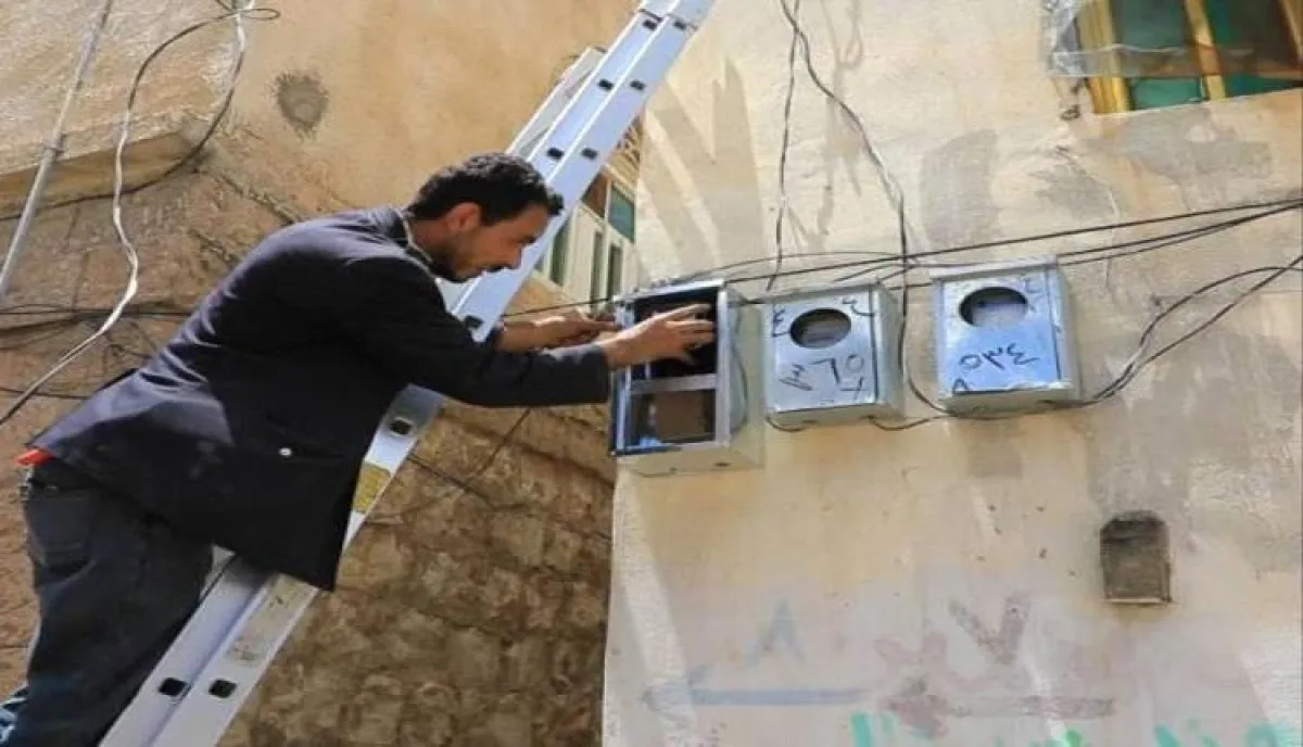 في صنعاء | بـ 300 ملف مفبرك.. "كهرباء الحوثي" تُحاصر الاستثمار التجاري وتُقصي القضاة "النزهاء" لفرض الشراكة القسرية