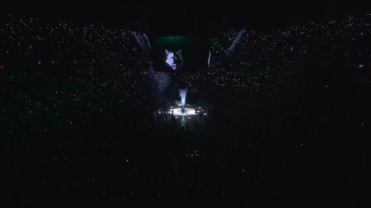 دوسونمو يقود وولفز للفوز على ناغتس رغم غياب النجوم ومشادة يوكيتش