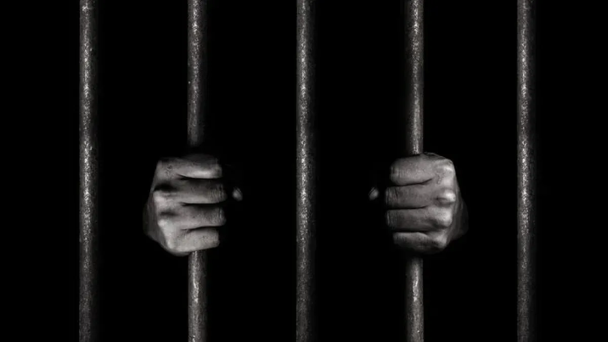 مواطن يمني يروي تفاصيل اختطافه في سجن سري بصنعاء بسبب انتقاده الفساد