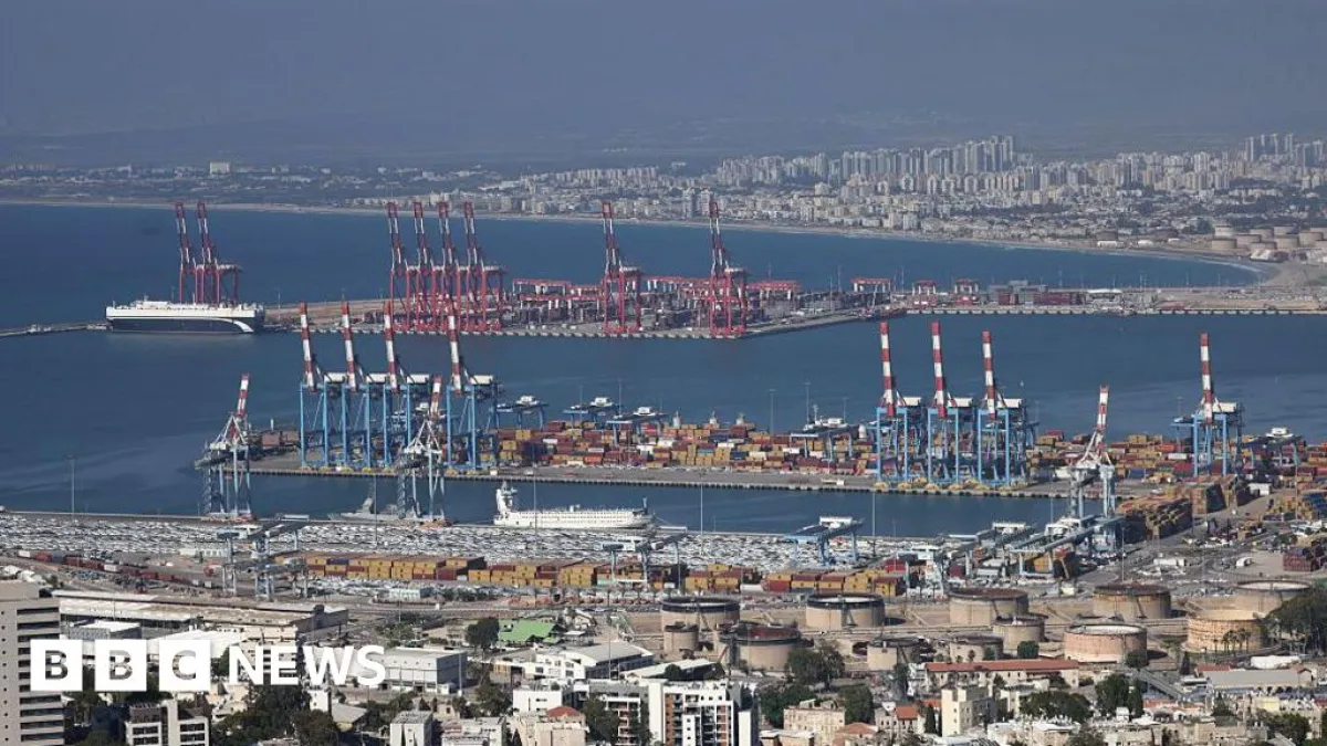 أوكرانيا تتهم إسرائيل باستلام شحنات قمح "مسروقة" من روسيا