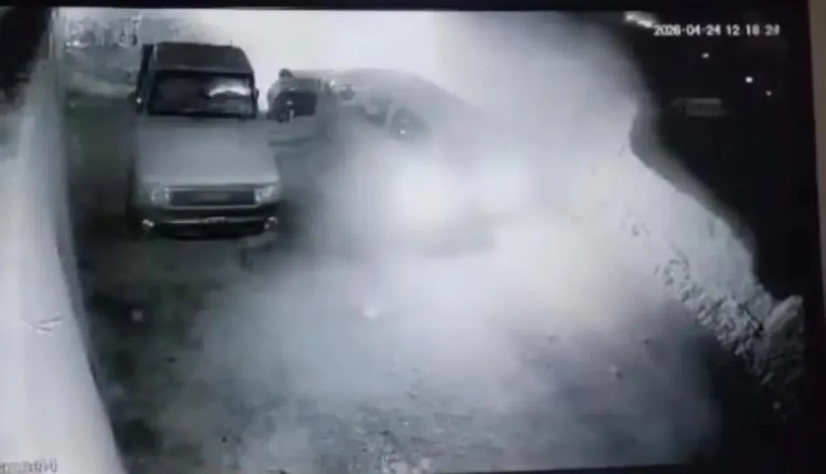 إعدام بدم بارد في معقل الجماعة.. قيادي حوثي يرتكب مجزرة مروعة بحق مواطن وطفل أمام محطة وقود بصعدة | تفاصيل مذبحة الوقود