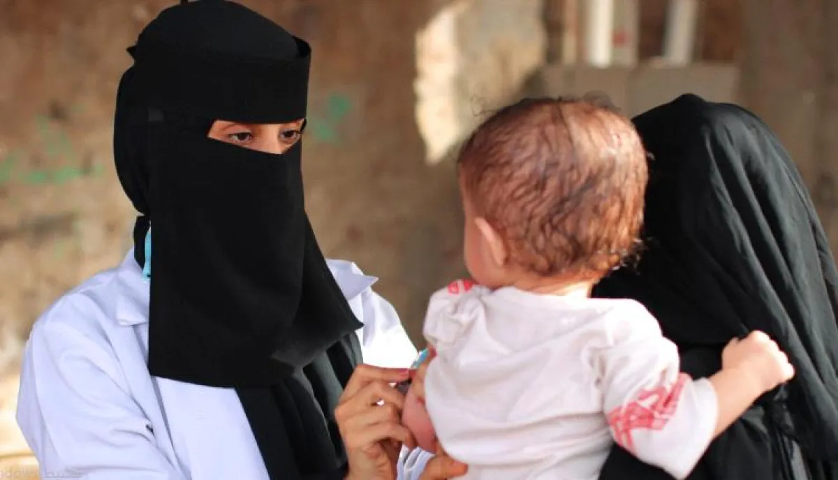 موجة قاتلة | الوباء الصامت ينهش طفولة اليمن: آلاف الإصابات بالحصبة وتحذيرات أممية من فاجعة صحية وشيكة