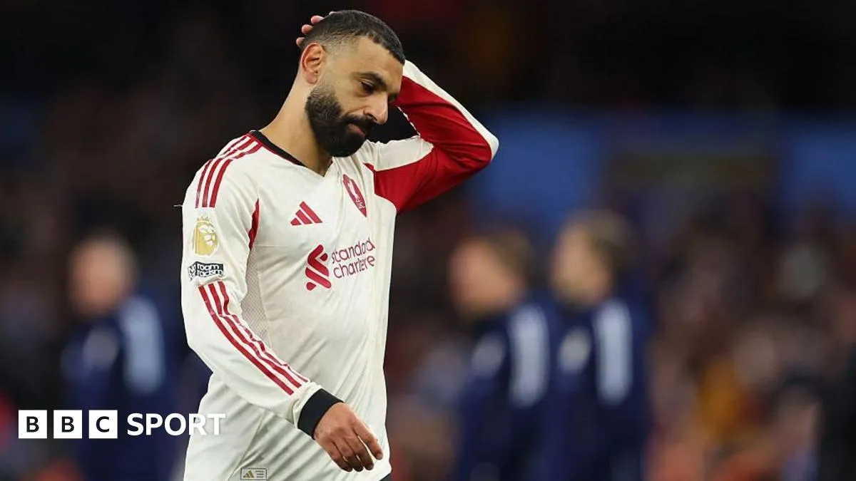 روني ينتقد صلاح: "أناني" ويستحق الاستبعاد من مباراة ليفربول الأخيرة