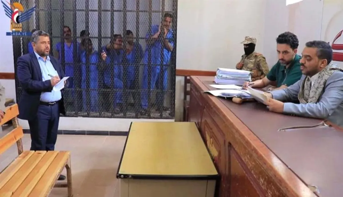 في صنعاء | مقاصل المليشيا: محكمة حوثية تصدر أحكاماً بالإعدام والسجن بحق 23 مواطناً وتكتم مريب حول وفيات معتقلين