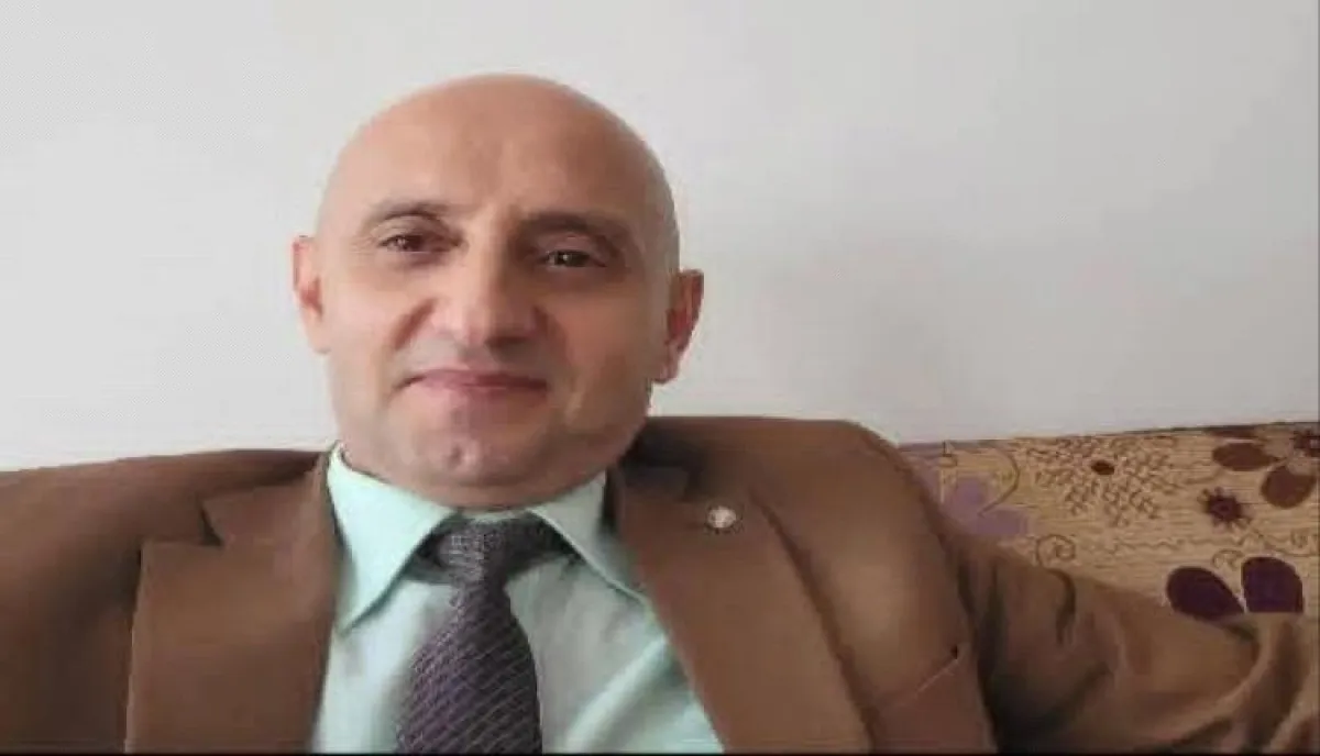 في صنعاء | مداهمة، نهب، وعزل تام.. تفاصيل مرعبة وراء اختطاف الحوثيين للصحفي "المكش" من منزله بالعاصمة ، وأسرته تستغيث بالعالم