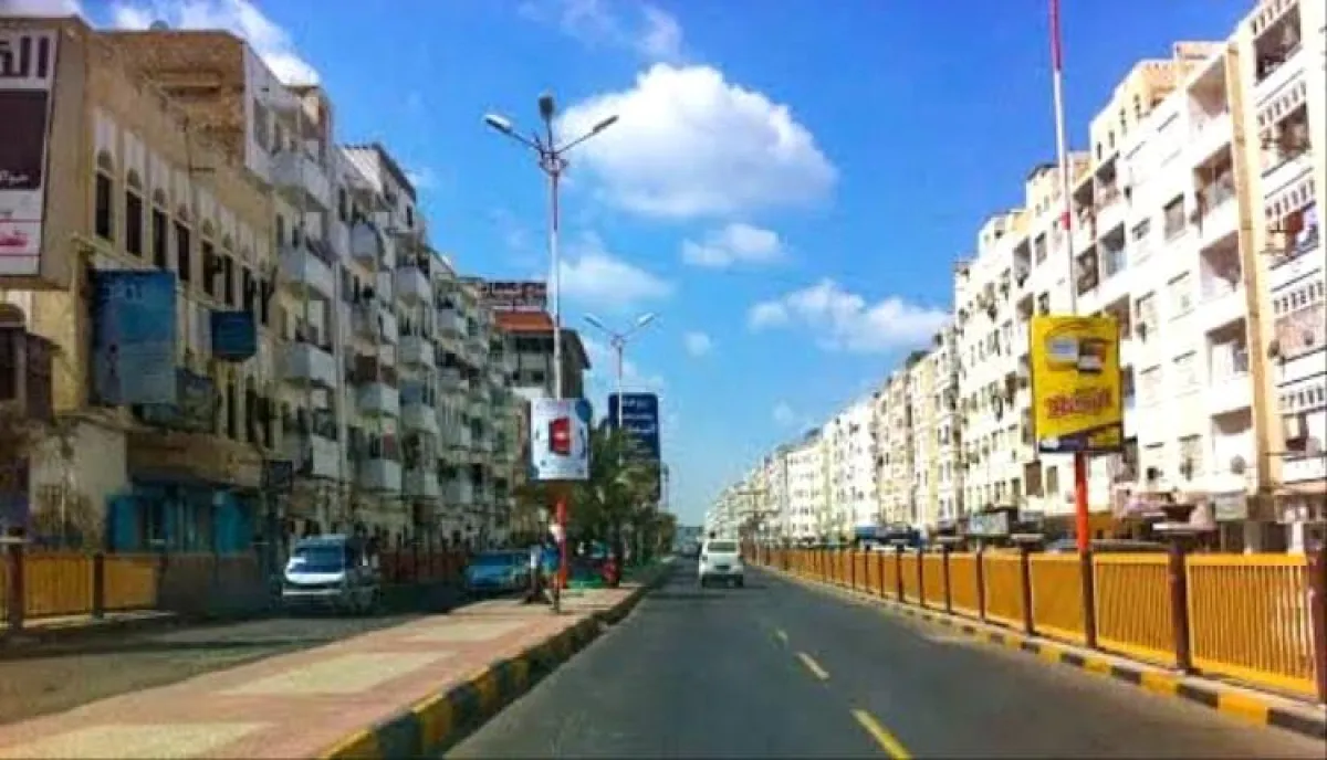 زلزال قضية "النقيب" يهز عدن: لجنة وزارية عليا تقتحم ملف التحقيقات.. وتجميد مدير شرطة الممدارة رسمياً