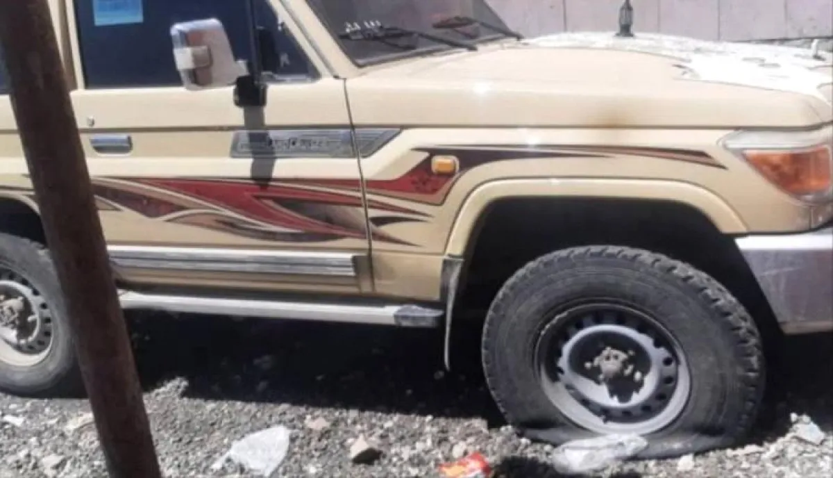 انفلات أمني يضرب إب: نجاة شيخ قبلي من اغتيال محقق إثر تفجير عبوة ناسفة قرب منزله