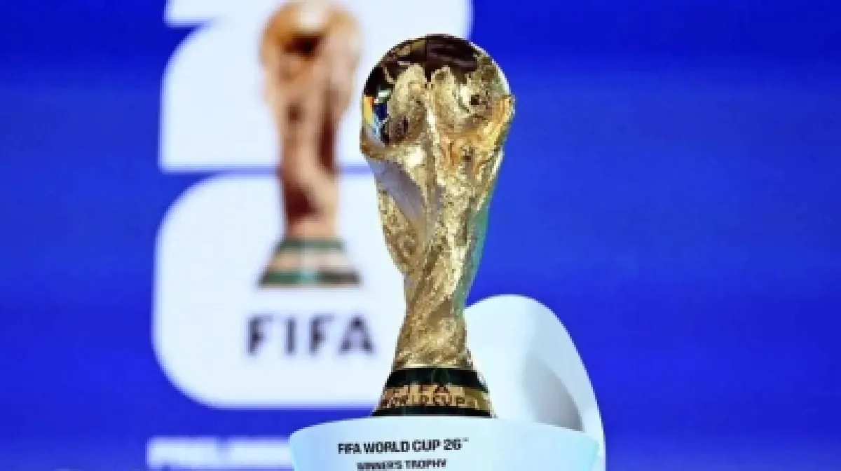 الفيفا يفتح الباب لزجاجات المياه في ملاعب المونديال بشروط