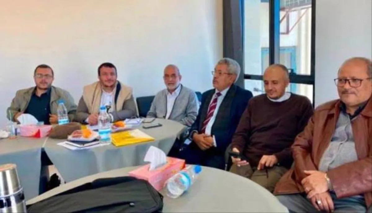 كشف المستور | إيران تجمع الحوثي والإخوان في سلة واحدة باليمن.. كواليس المخطط يكشف سر الجبهات الجامدة وفك لغز (التموضع المزدوج)