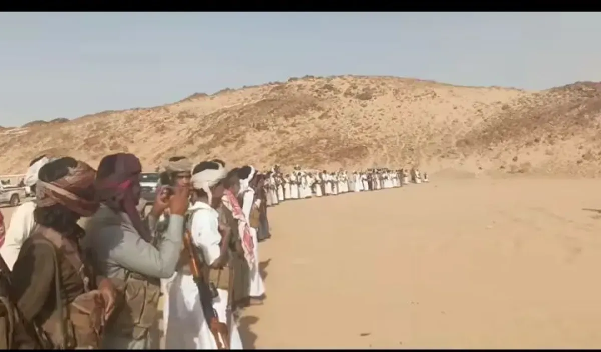 تلبيةً لـ (النكف القبلي).. حشود غير مسبوقة تتدفق صوب الجوف نصرةً للشيخ (الحزمي)