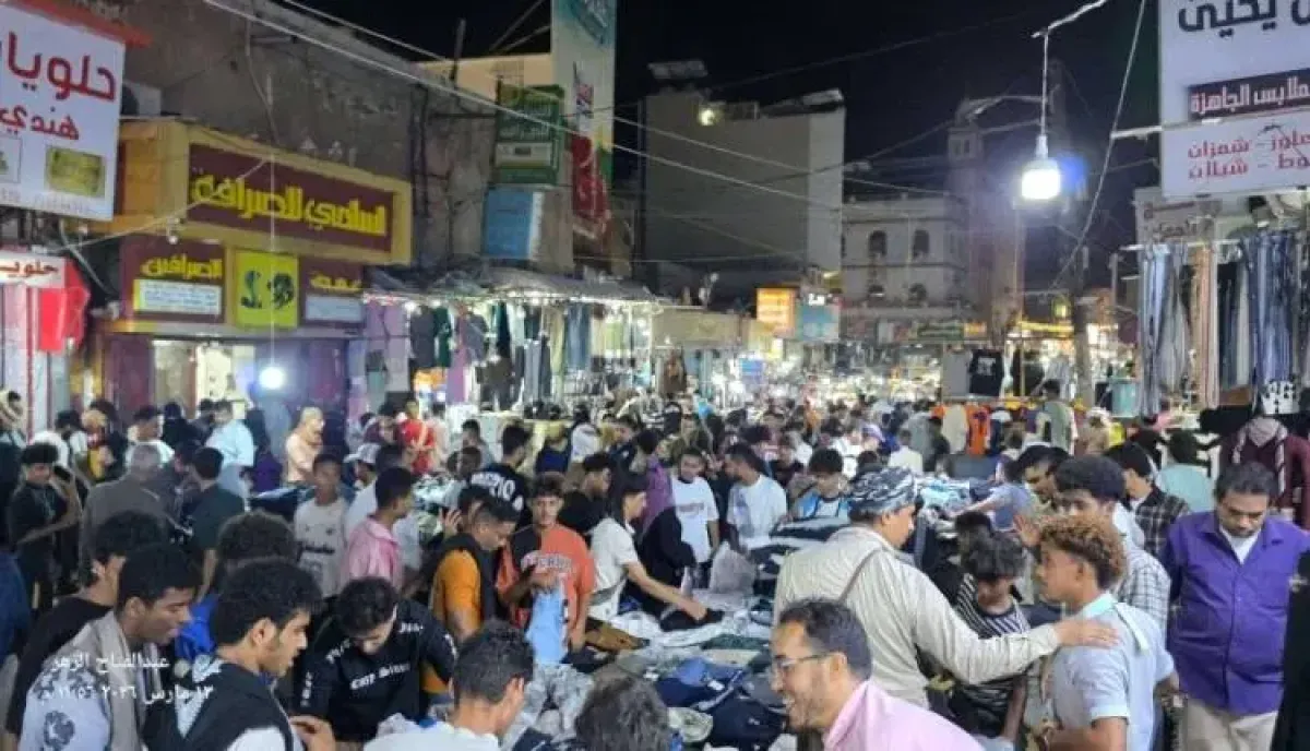 في العاصمة | غلاء طاحن.. الأسعار تقفز لأكثر من 10 أضعاف والرواتب تفقد قيمتها مع قرب انفجار شعبي بعدن